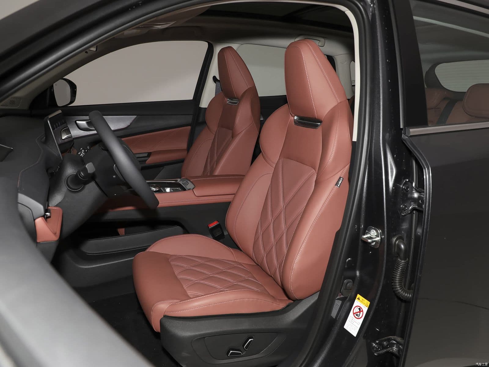 2024 Changan CS55 Plus — compact SUV interior 1 (export)