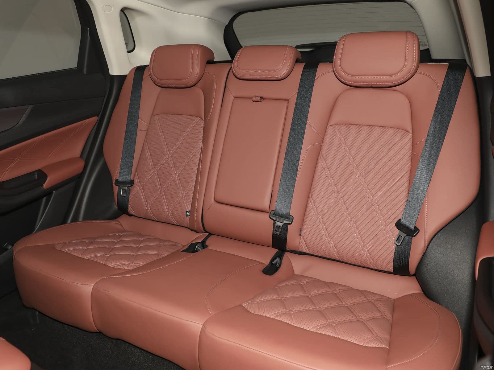 2024 Changan CS55 Plus — compact SUV interior 3 (export)